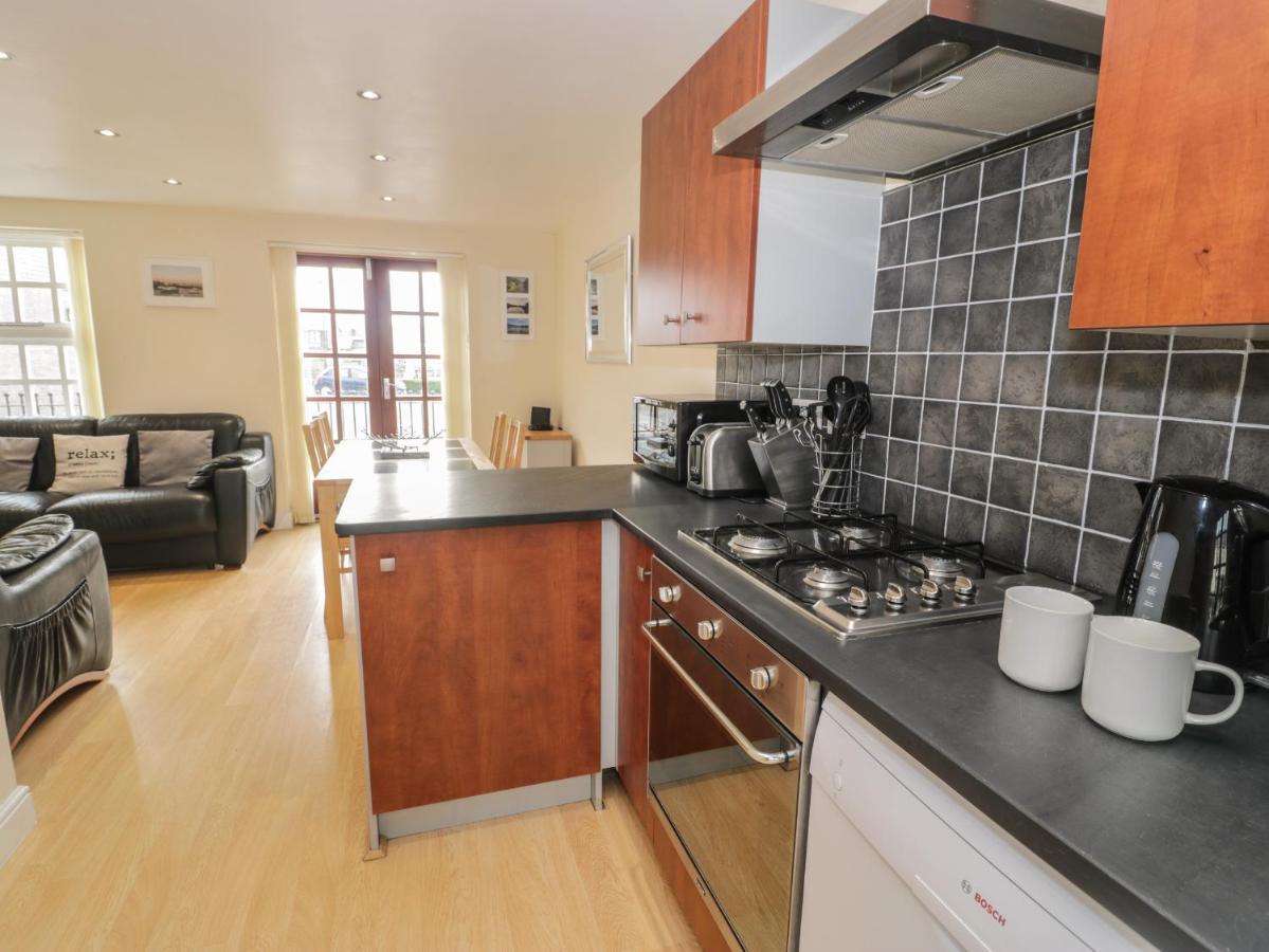 Whistle Stop Apartment พอร์ทแมด็อก ภายนอก รูปภาพ